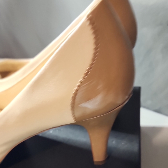Franco Sarto Beige Peep-Toe Heels with Bow - Picture 4 of 7